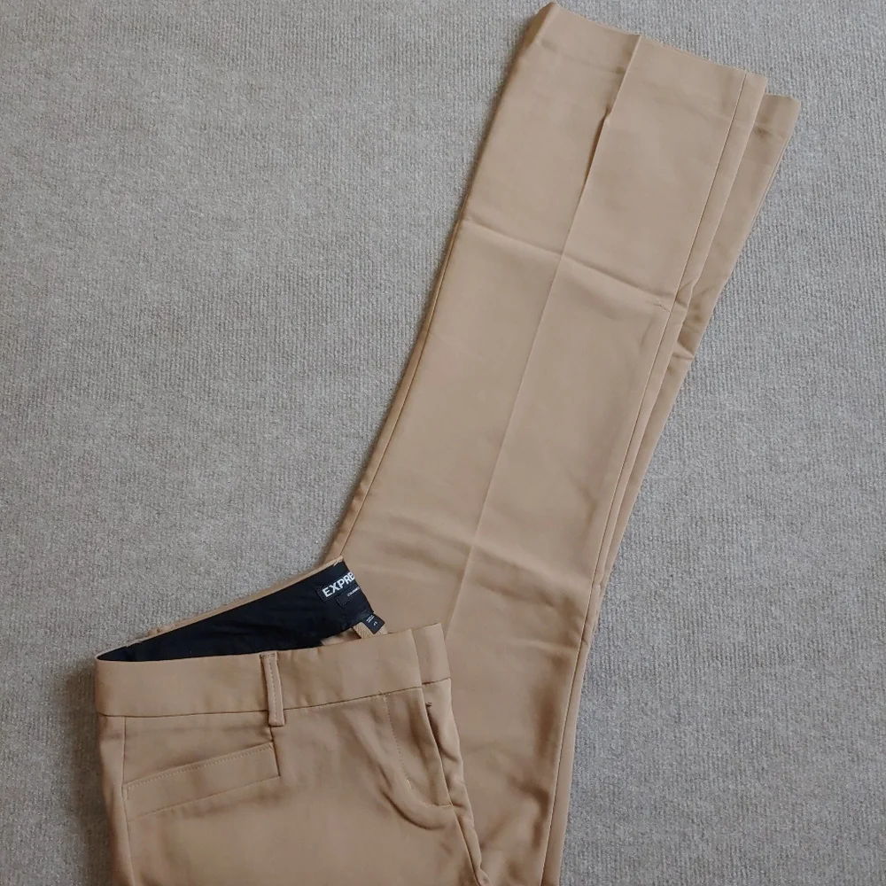Express Columnist Dress Pants Womens Size 4 Short Brown Bootcut Stretch